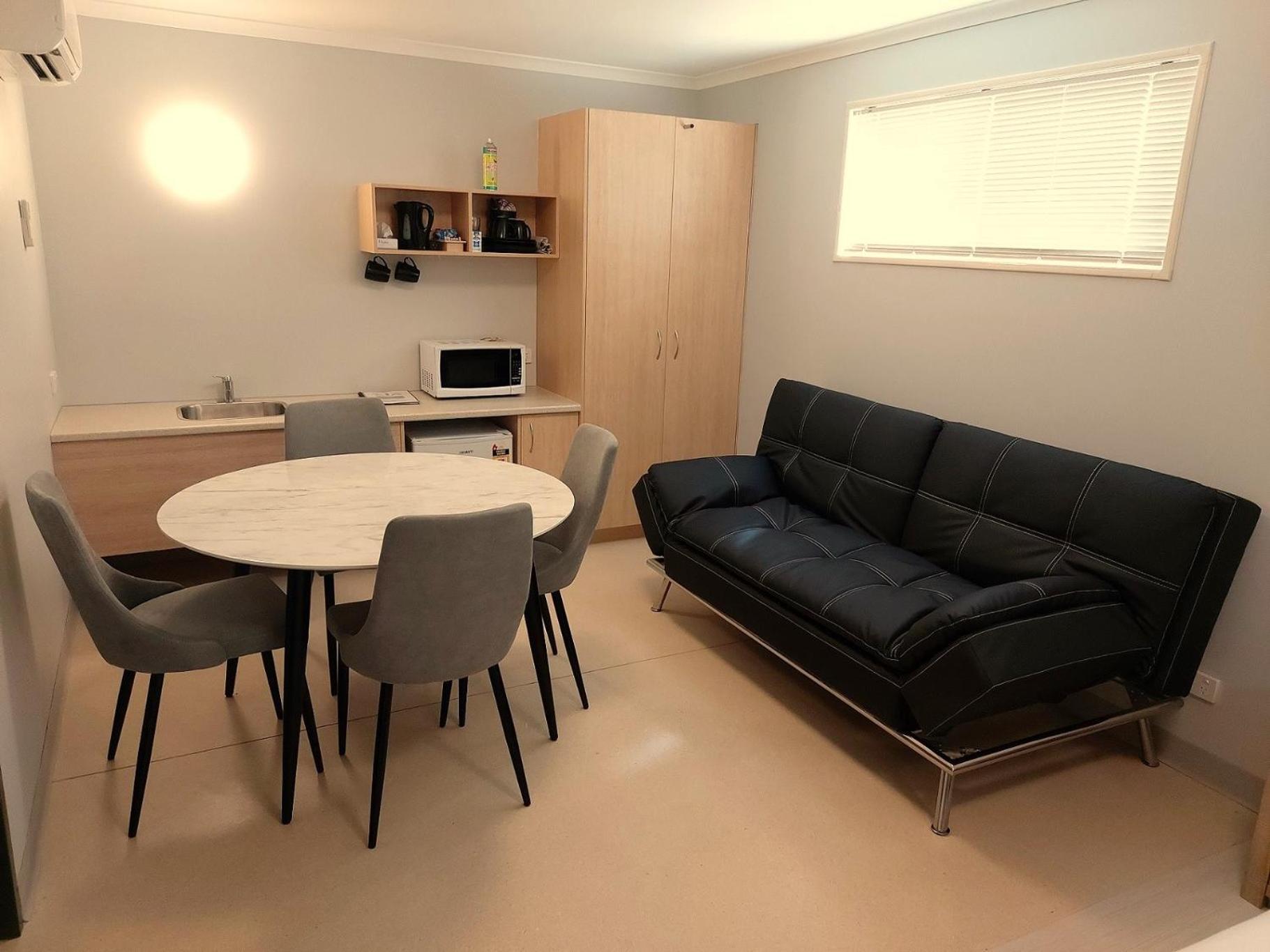 Lake Tyrrell Accommodation Lta Sea Lake Extérieur photo